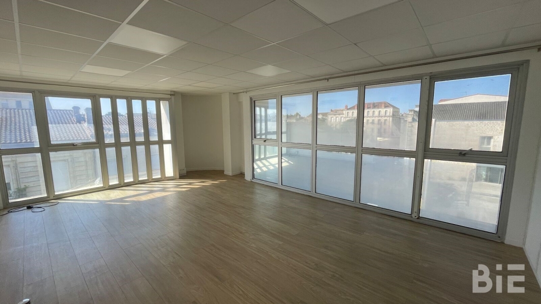 Photo 6 – Location bureaux	BORDEAUX (33300)
