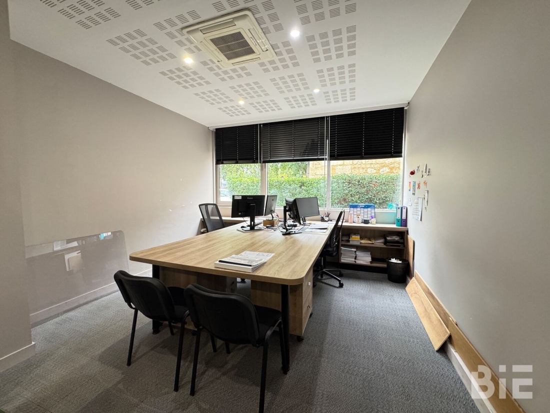Photo 3 – Location bureaux	BORDEAUX (33300)