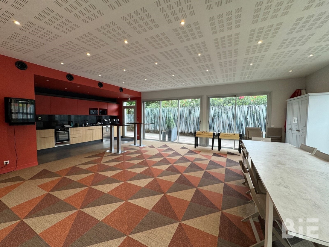 Photo 11 – Location bureaux	BORDEAUX (33300)