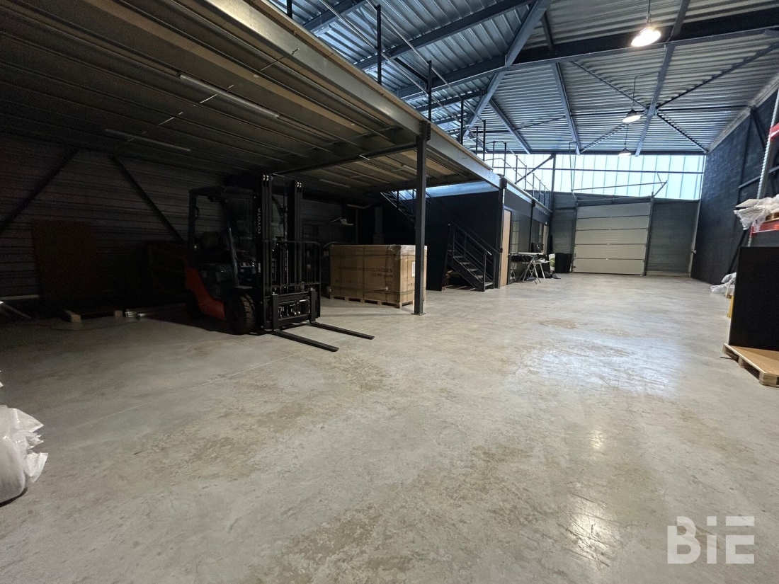 Photo 8 – Location entrepôts / activités	MERIGNAC (33700)