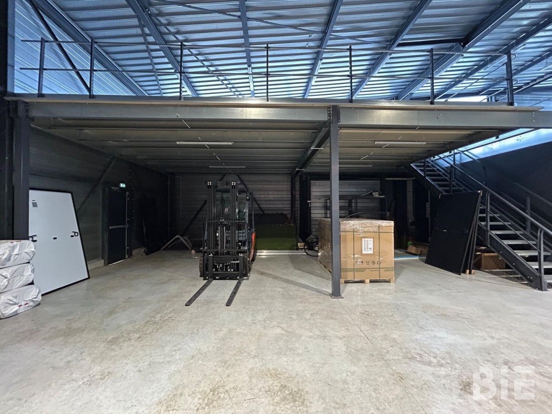 Photo 9 – Location entrepôts / activités	MERIGNAC (33700)