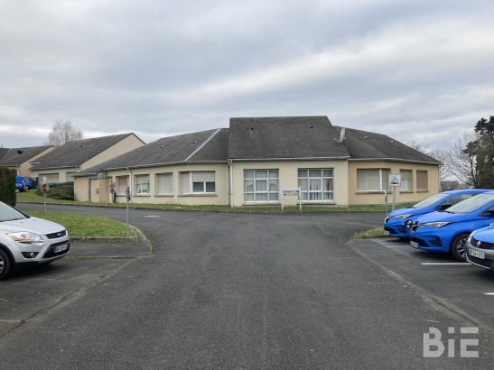 Photo 1 – Location bureaux	CHINON (37500)