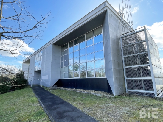 Photo 1 – Location entrepôts / activités	MERIGNAC (33700)