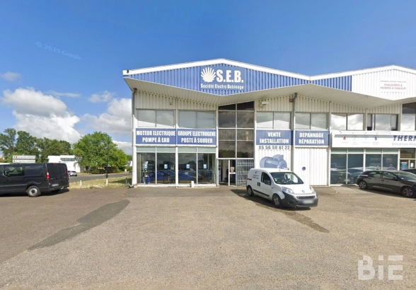Photo 1 – Location entrepôts / activités	BORDEAUX (33300)