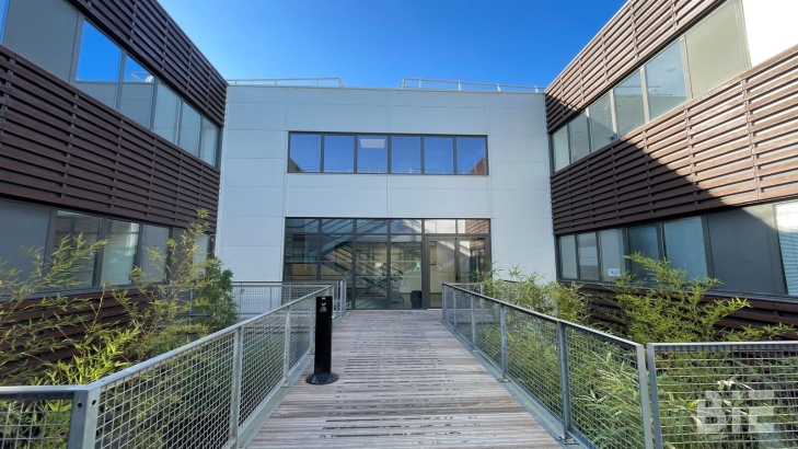 Photo 1 – Location bureaux	MERIGNAC (33700)