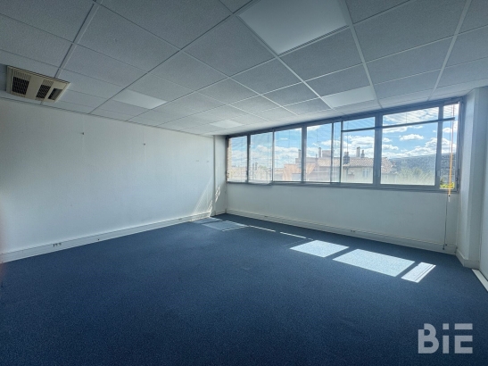 Photo 1 – Location bureaux	BORDEAUX (33000)