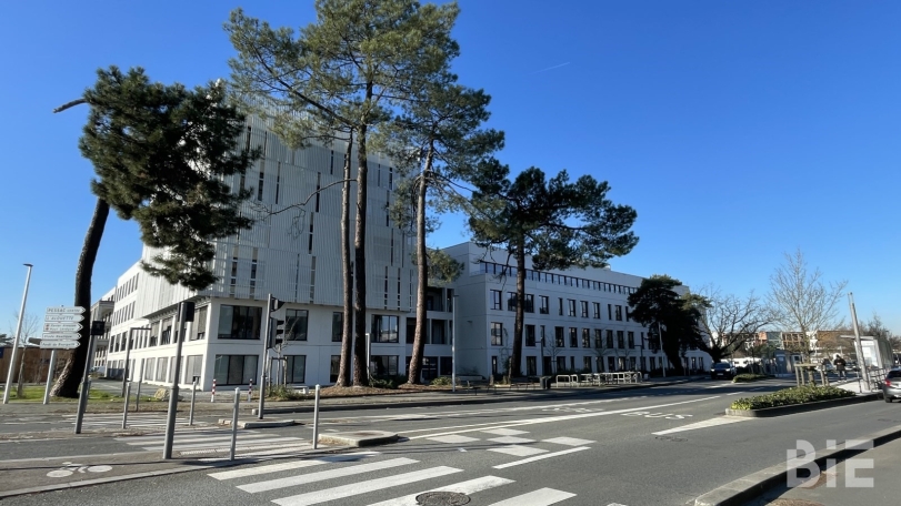 Photo 1 – Location bureaux	PESSAC (33600)
