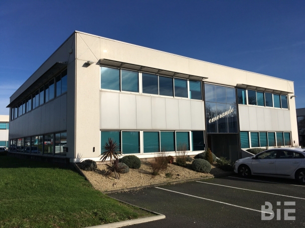 Photo 1 – Location bureaux	MERIGNAC (33700)