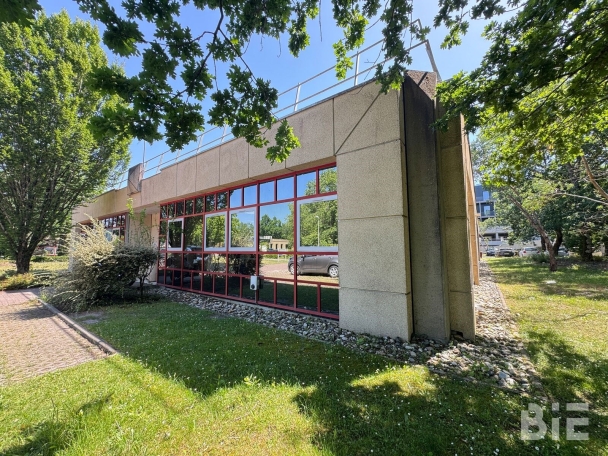 Photo 1 – Vente bureaux	PESSAC (33600)