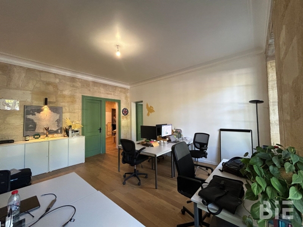 Photo 1 – Location bureaux	BORDEAUX (33000)